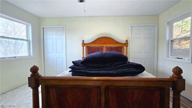 30 Commerce Street, New Cumberland, WV 26047