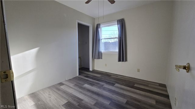 30 Commerce Street, New Cumberland, WV 26047