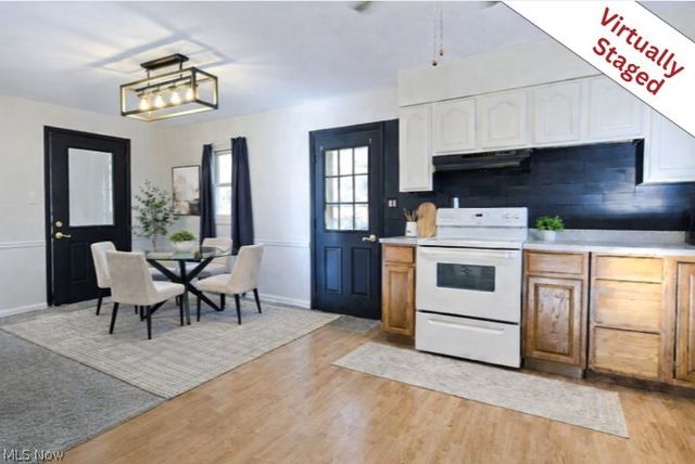 30 Commerce Street, New Cumberland, WV 26047