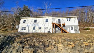 30 Commerce Street, New Cumberland, WV 26047