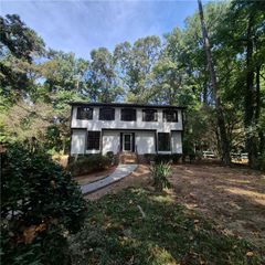 2201 Brookfield Circle, Lawrenceville, GA 30043