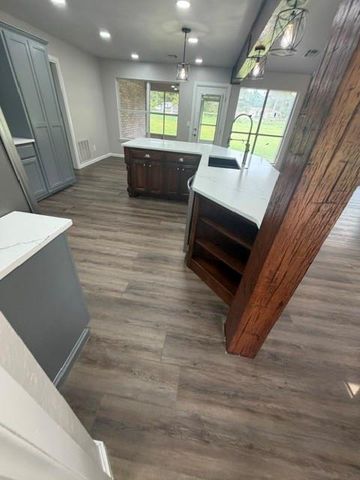 827 Chatsworth Drive, Grove, OK 74344