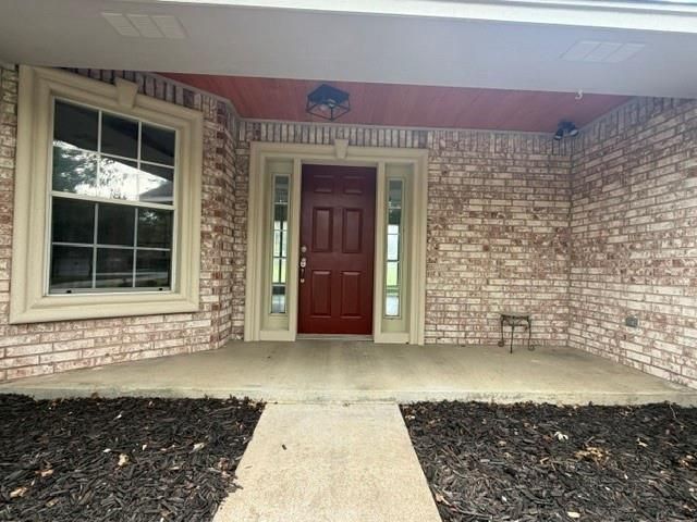 827 Chatsworth Drive, Grove, OK 74344