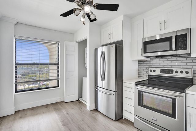 1631 Riverview Road 507, Deerfield Beach, FL 33441