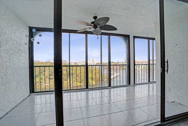 1631 Riverview Road 507, Deerfield Beach, FL 33441