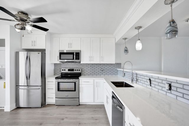 1631 Riverview Road 507, Deerfield Beach, FL 33441