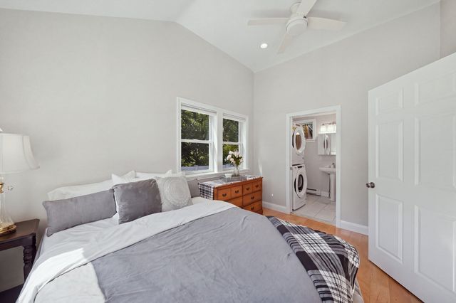 34 Andover St, Wilmington, MA 01887