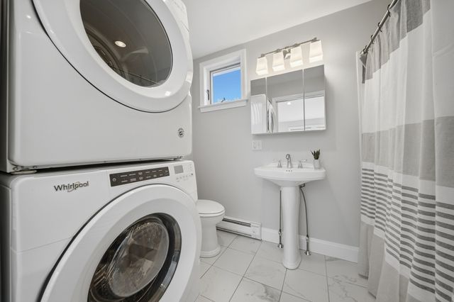 34 Andover St, Wilmington, MA 01887