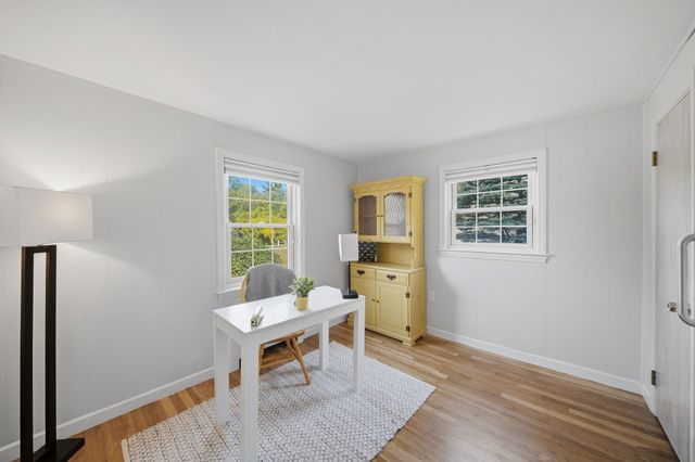 34 Andover St, Wilmington, MA 01887