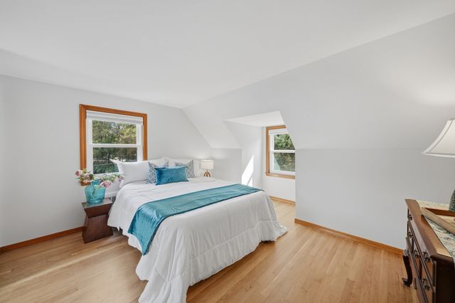34 Andover St, Wilmington, MA 01887