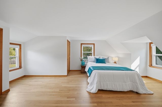 34 Andover St, Wilmington, MA 01887