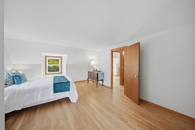 34 Andover St, Wilmington, MA 01887