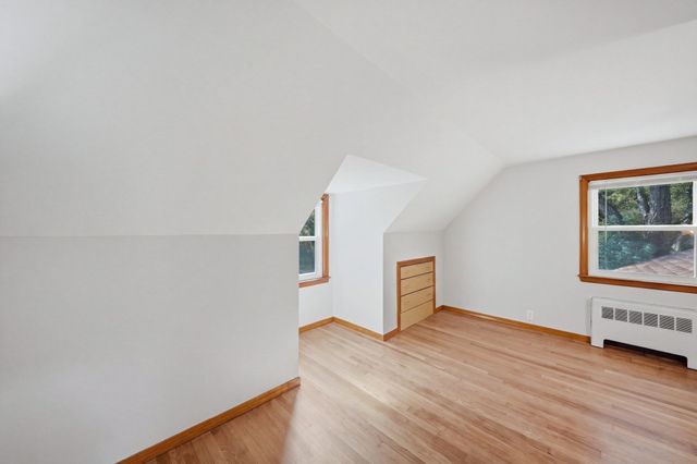 34 Andover St, Wilmington, MA 01887
