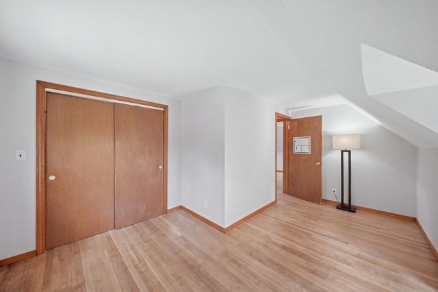34 Andover St, Wilmington, MA 01887