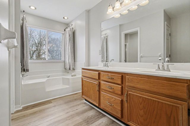 1233 Mesa Drive, Erlanger, KY 41018