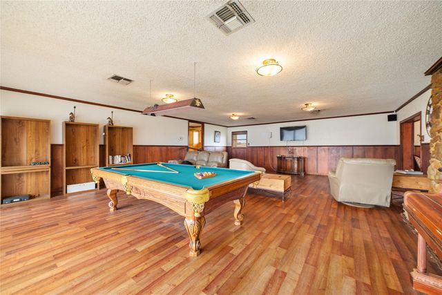 1302 Us-283, Coleman, TX 76834