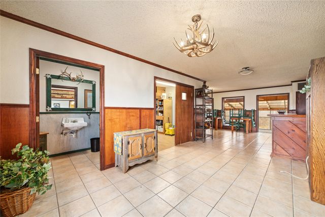 1302 Us-283, Coleman, TX 76834