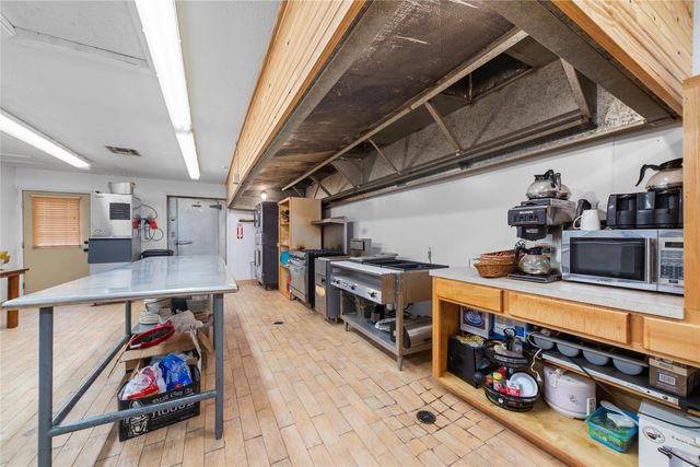 1302 Us-283, Coleman, TX 76834