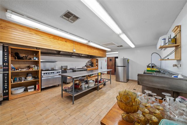 1302 Us-283, Coleman, TX 76834