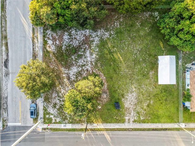 501 NW 7th Terrace, Fort Lauderdale, FL 33311