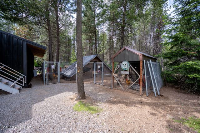 7777 Kelso Lake RD, Priest River, ID 83856