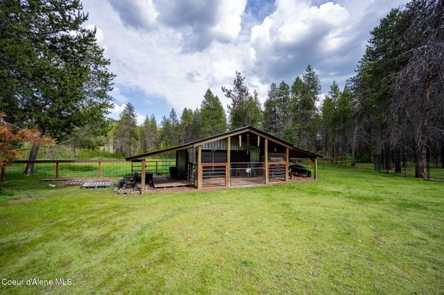 7777 Kelso Lake RD, Priest River, ID 83856