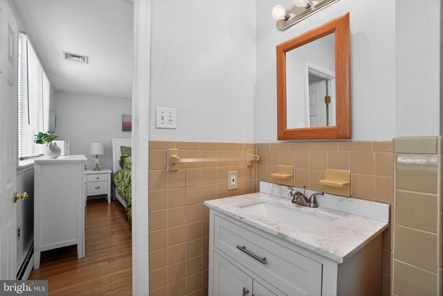 1385 BITTERSWEET LN, West Chester, PA 19380