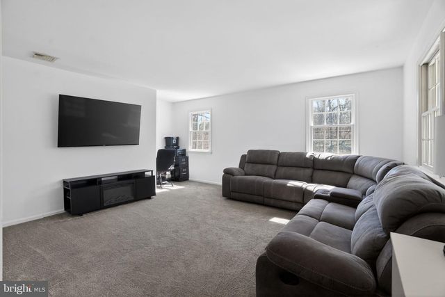 1385 BITTERSWEET LN, West Chester, PA 19380