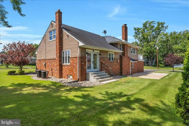 308 DEVON RD, Cinnaminson, NJ 08077