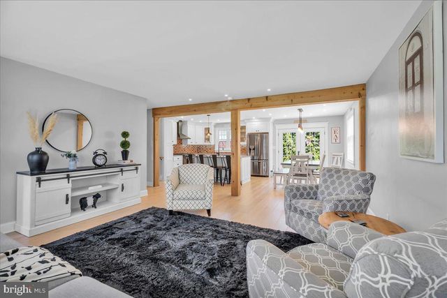 308 DEVON RD, Cinnaminson, NJ 08077