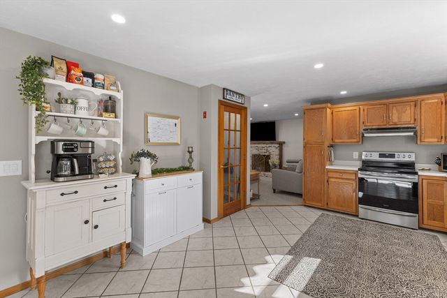 187 Center Depot, Charlton, MA 01507