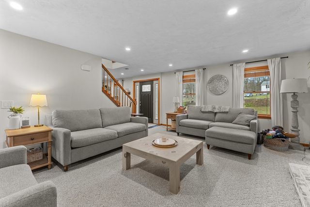 187 Center Depot, Charlton, MA 01507