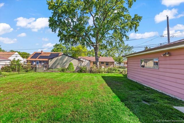 6328 W 85th Street, Burbank, IL 60459