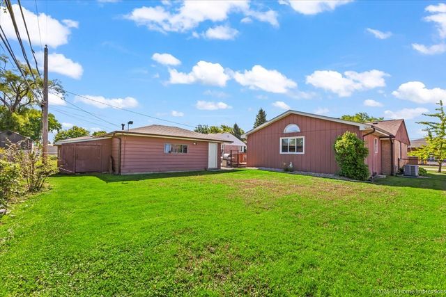6328 W 85th Street, Burbank, IL 60459