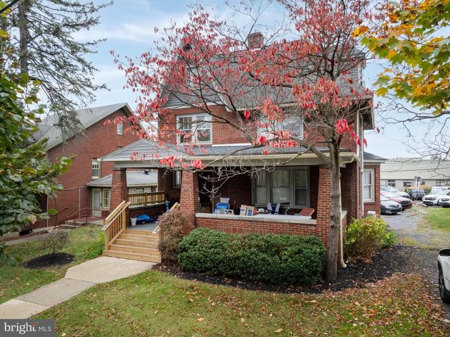 305 S BURROWES ST, State College, PA 16801