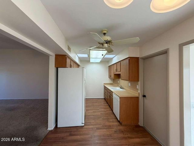 13066 N 100TH Avenue, Sun City, AZ 85351