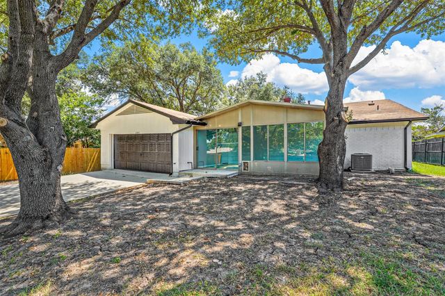 2805 Sybil Drive, Mesquite, TX 75149
