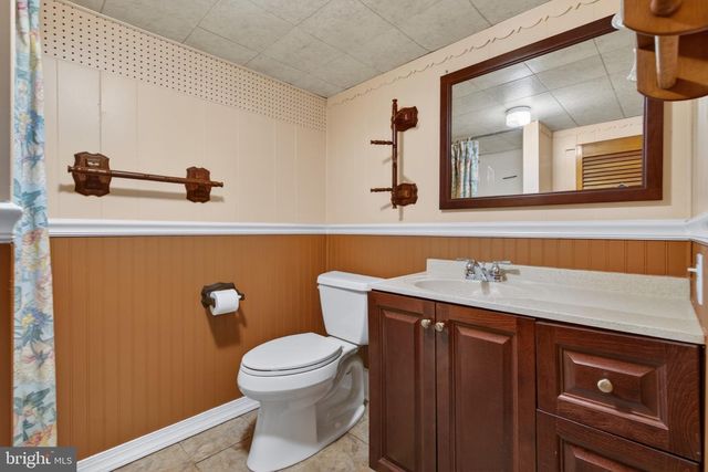 10 PENNSYLVANIA AVE, Fairless Hills, PA 19030
