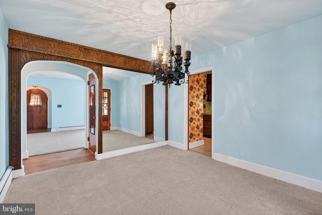 10 PENNSYLVANIA AVE, Fairless Hills, PA 19030