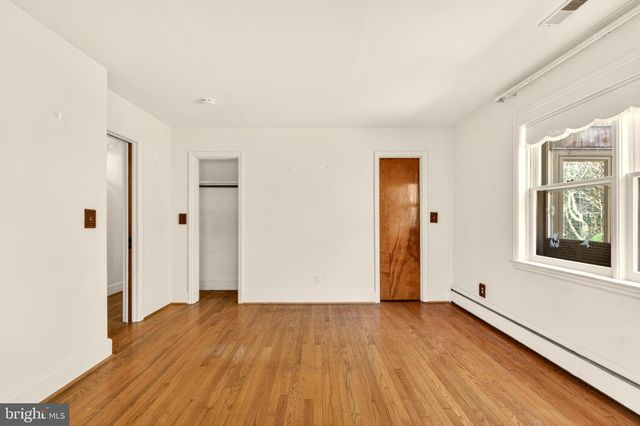 10 PENNSYLVANIA AVE, Fairless Hills, PA 19030