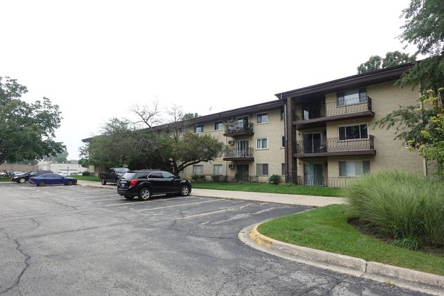 1206 E FAIRVIEW Street 102, Arlington Heights, IL 60005