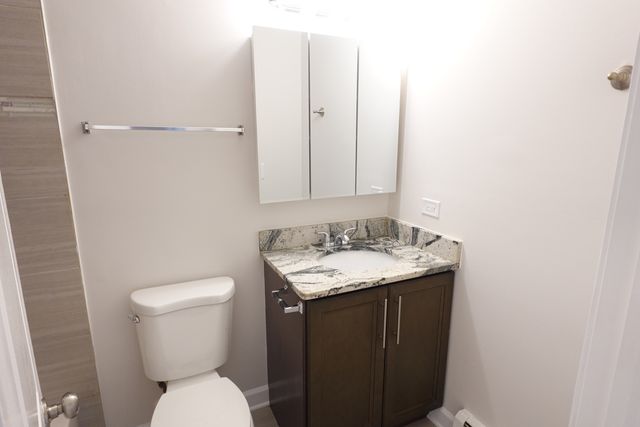 1206 E FAIRVIEW Street 102, Arlington Heights, IL 60005