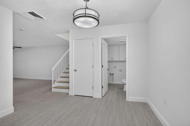 11 AMHERST Court D, Royal Palm Beach, FL 33411