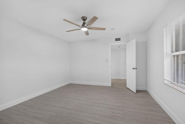 11 AMHERST Court D, Royal Palm Beach, FL 33411