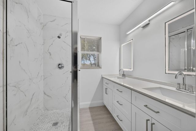 11 AMHERST Court D, Royal Palm Beach, FL 33411