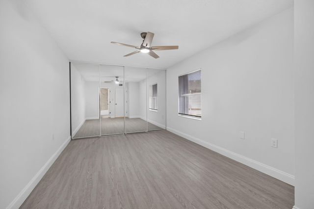 11 AMHERST Court D, Royal Palm Beach, FL 33411