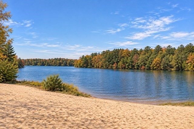 39 Blissful Lane, Wareham, MA 02538