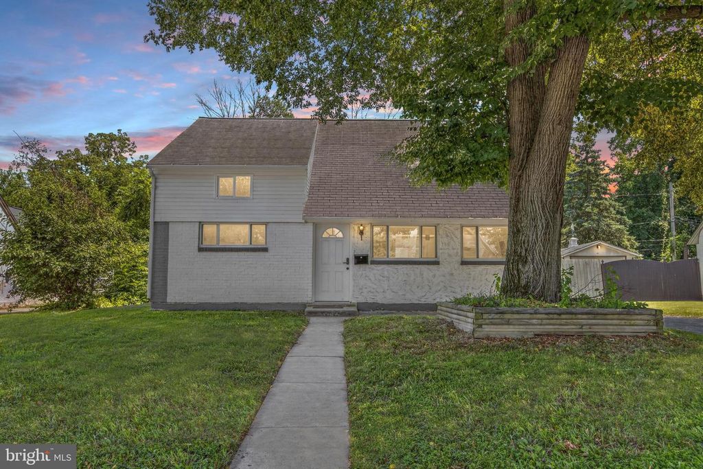 1200 MONTGOMERY RD, WILMINGTON, DE 19805 — exterior