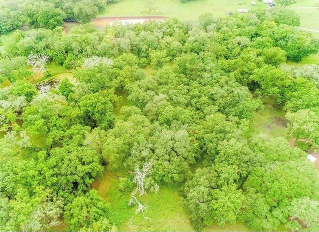 202 Jones Road, Angleton, TX 77515