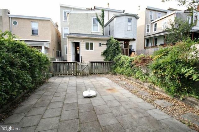 219 HERMITAGE ST, Philadelphia, PA 19127